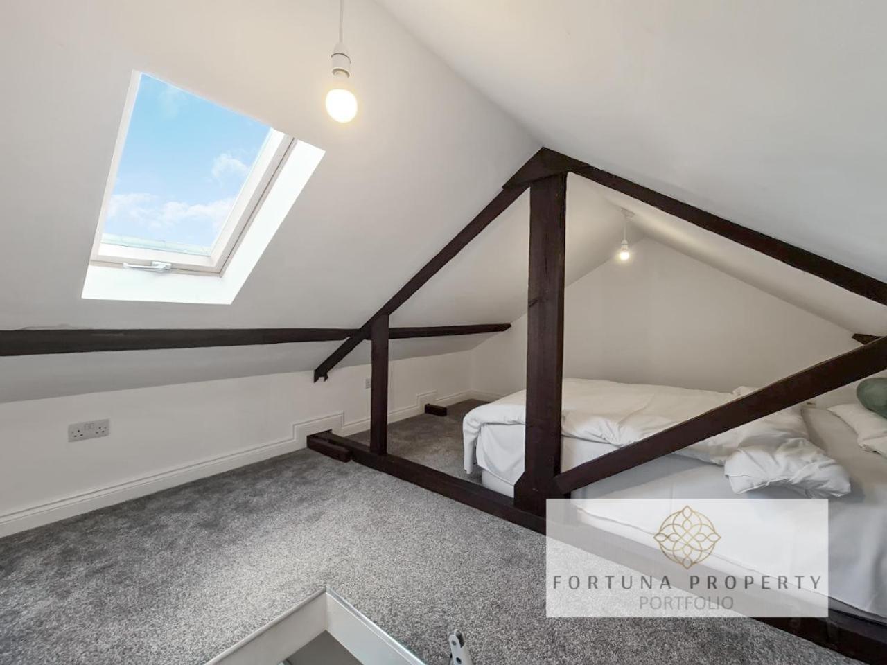 Margaret'S Loft By Fortuna Property Cheltenham Luaran gambar
