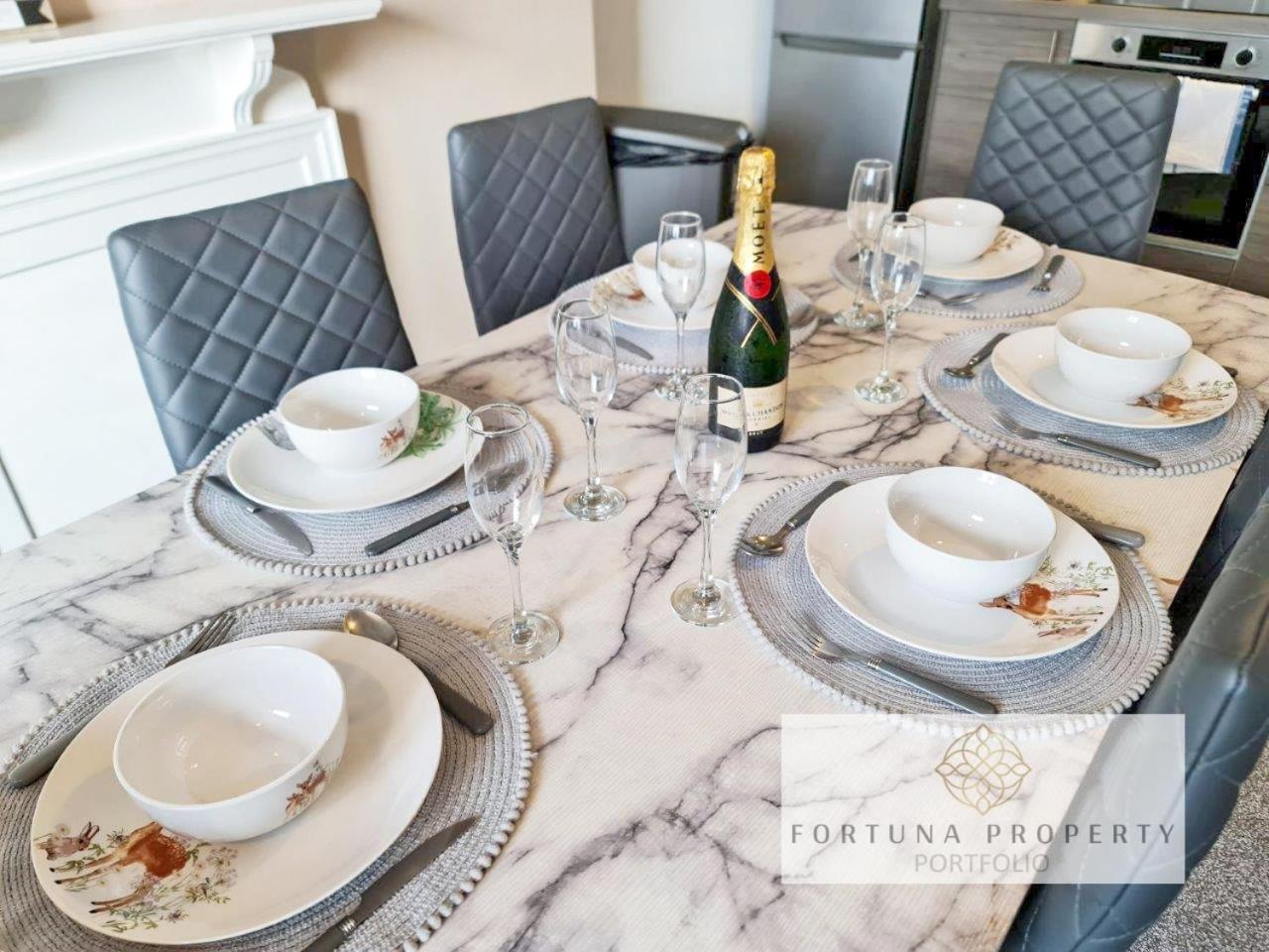 Margaret'S Loft By Fortuna Property Cheltenham Luaran gambar